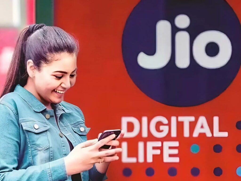 Jio recharge plans offer 2.5GB data, unlimited calling, and OTT benefits.