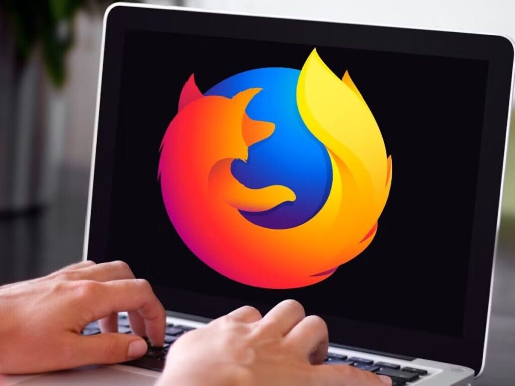 Mozilla Firefox users at risk; government issues warning and safety tips.