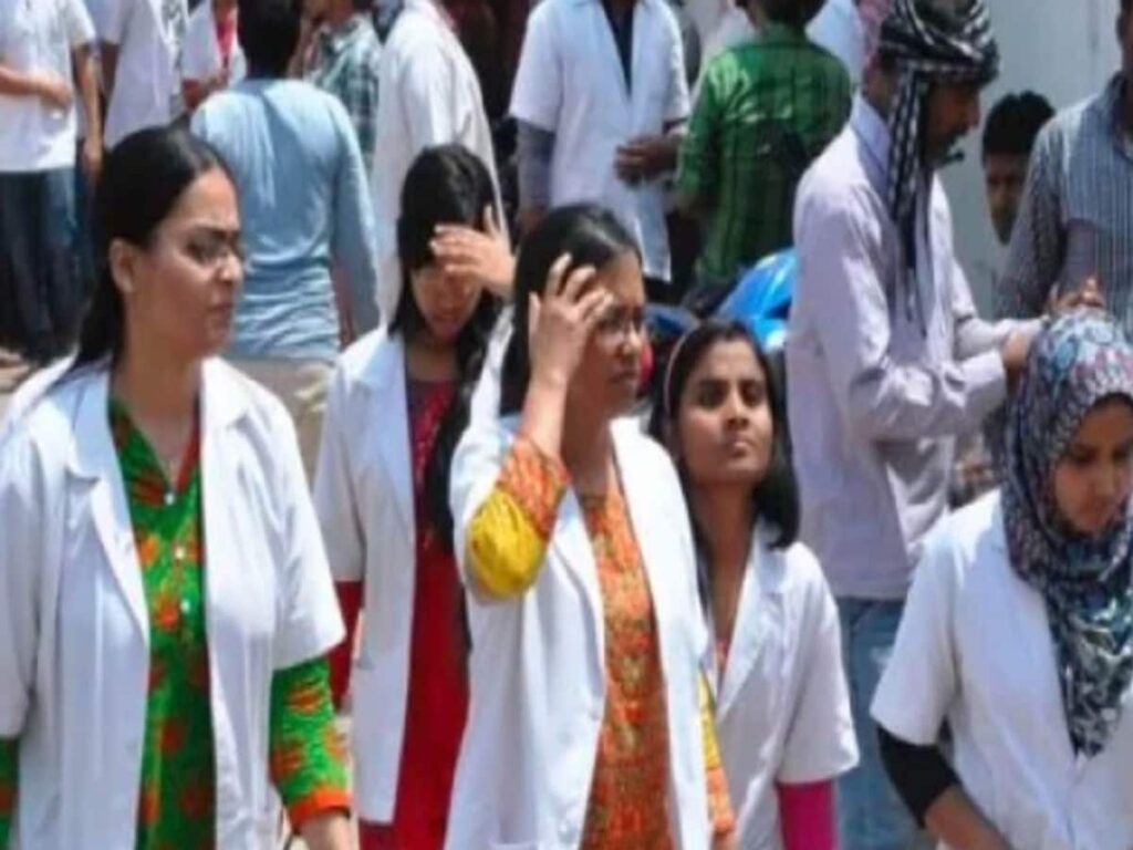 NEET PG Counseling Delayed: Students Frustrated, IMA Reaches Out to Health Ministry