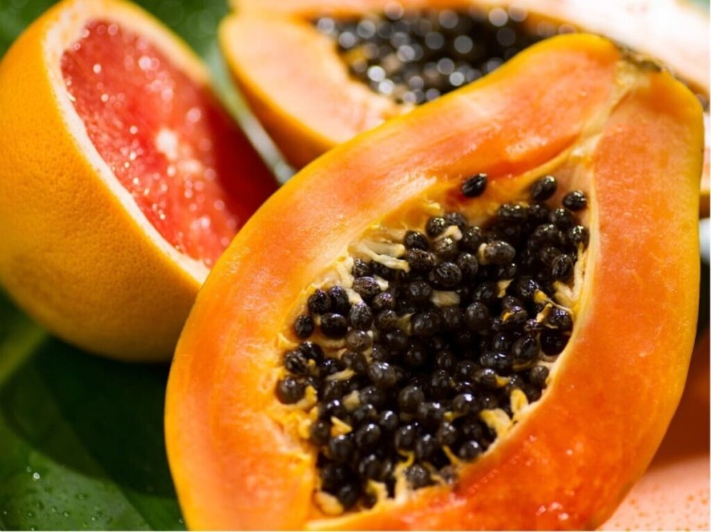 Start your mornings with papaya on an empty stomach and forget health worries!