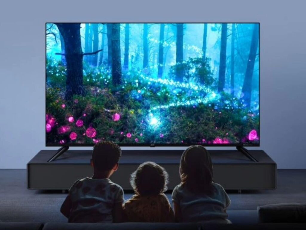 Affordable Smart TVs under ₹11,000 with Dolby Sound and Frameless Design