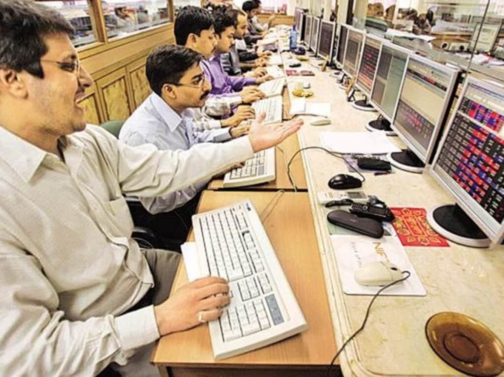 10 companies will trade ex-dividend next week, including HCL. Do you own any?