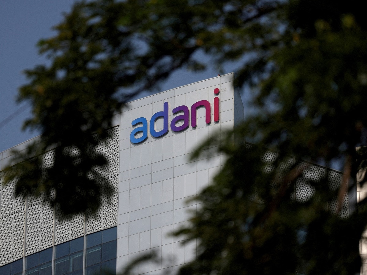Adani Group introduces first hydrogen truck for mining logistics