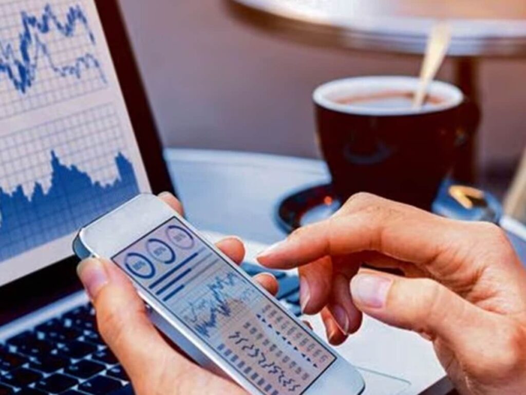 Share rises 4689% in under 4 years, from 2 to over 120, with Musk's connection to the company