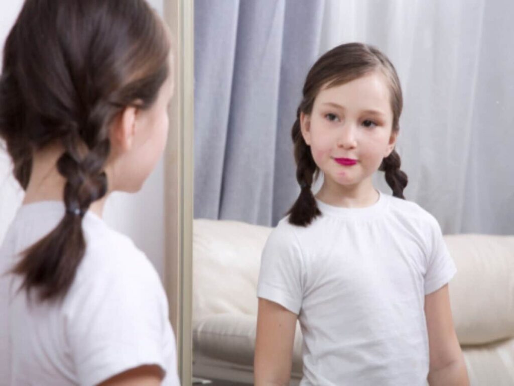 4 Habits of Parents Stealing Daughters' Childhoods and Pushing Early Maturity!