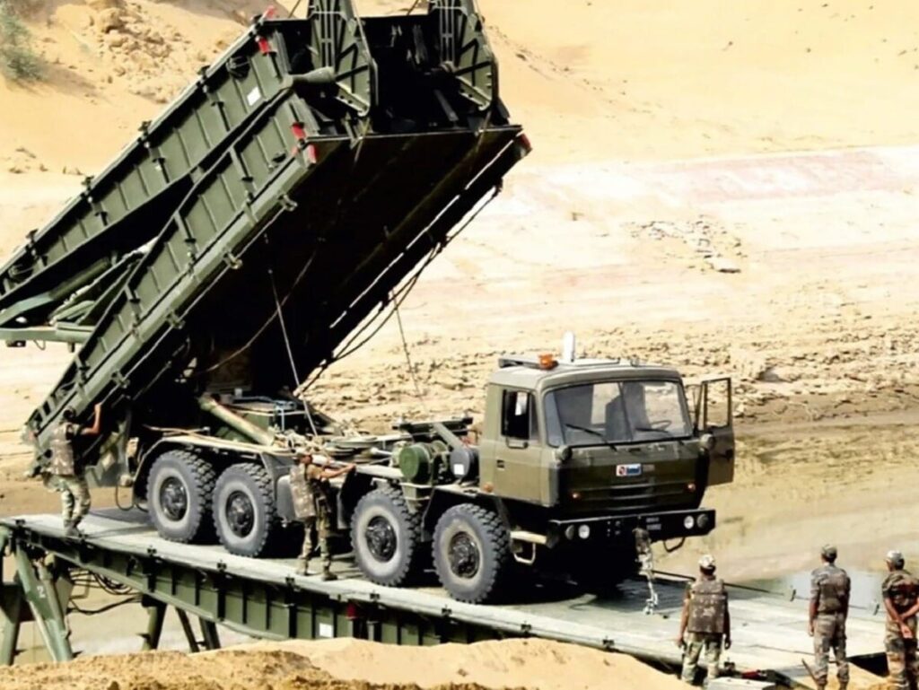 Mini-Ratna share splitting into two, receives major order from Ministry of Defence